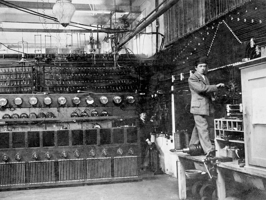 Фердинанд Порше ради у Бела Еггер & Цо