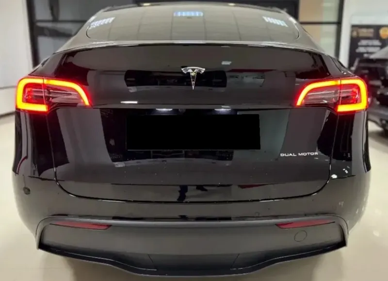 Tesla Model Y Maximum Range Image 4